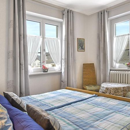 Pension "Haus Am Walde" Brodenbach, Mosel Екстериор снимка