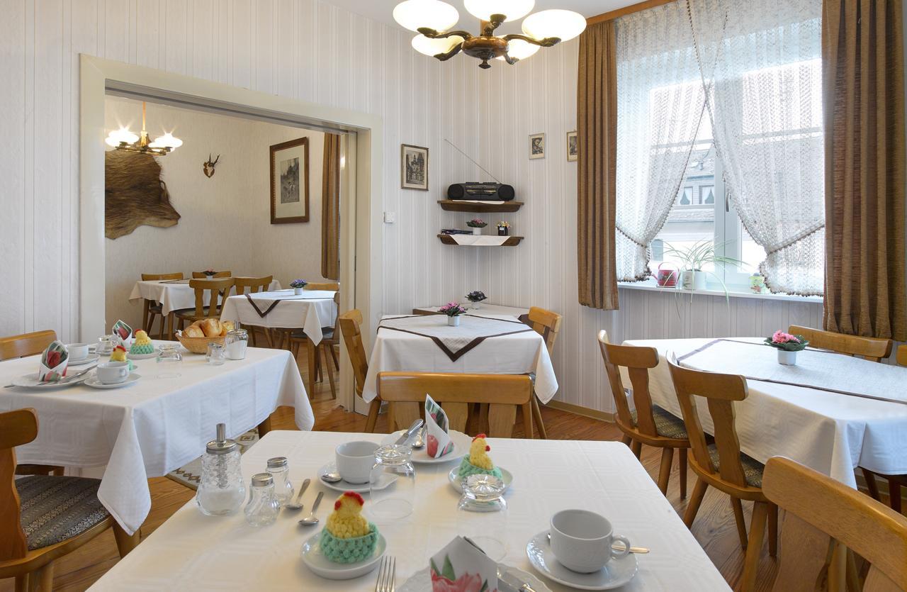 Pension "Haus Am Walde" Brodenbach, Mosel Екстериор снимка