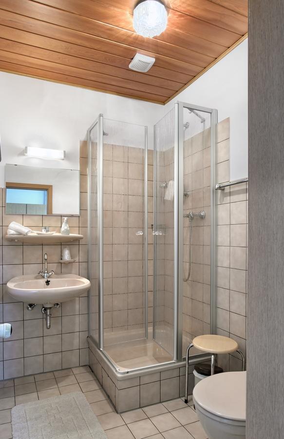 Pension "Haus Am Walde" Brodenbach, Mosel Екстериор снимка