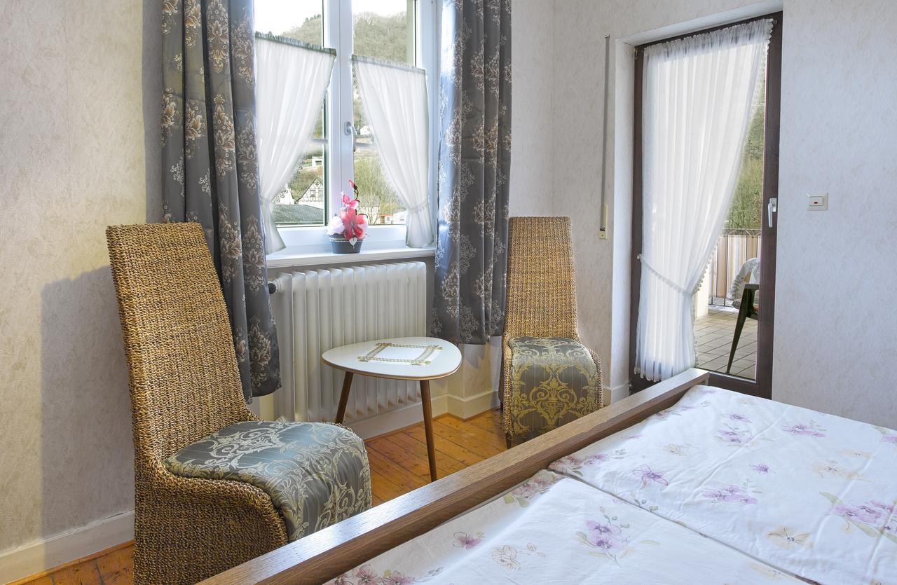 Pension "Haus Am Walde" Brodenbach, Mosel Екстериор снимка